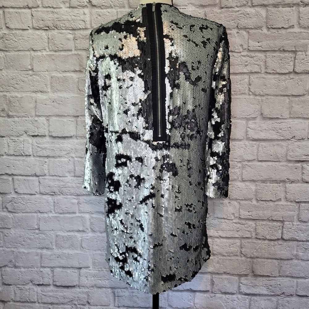Elizabeth and James Revolve Danya black silver sequins 3/4 sleeve dress size XS - Picture 7 of 12